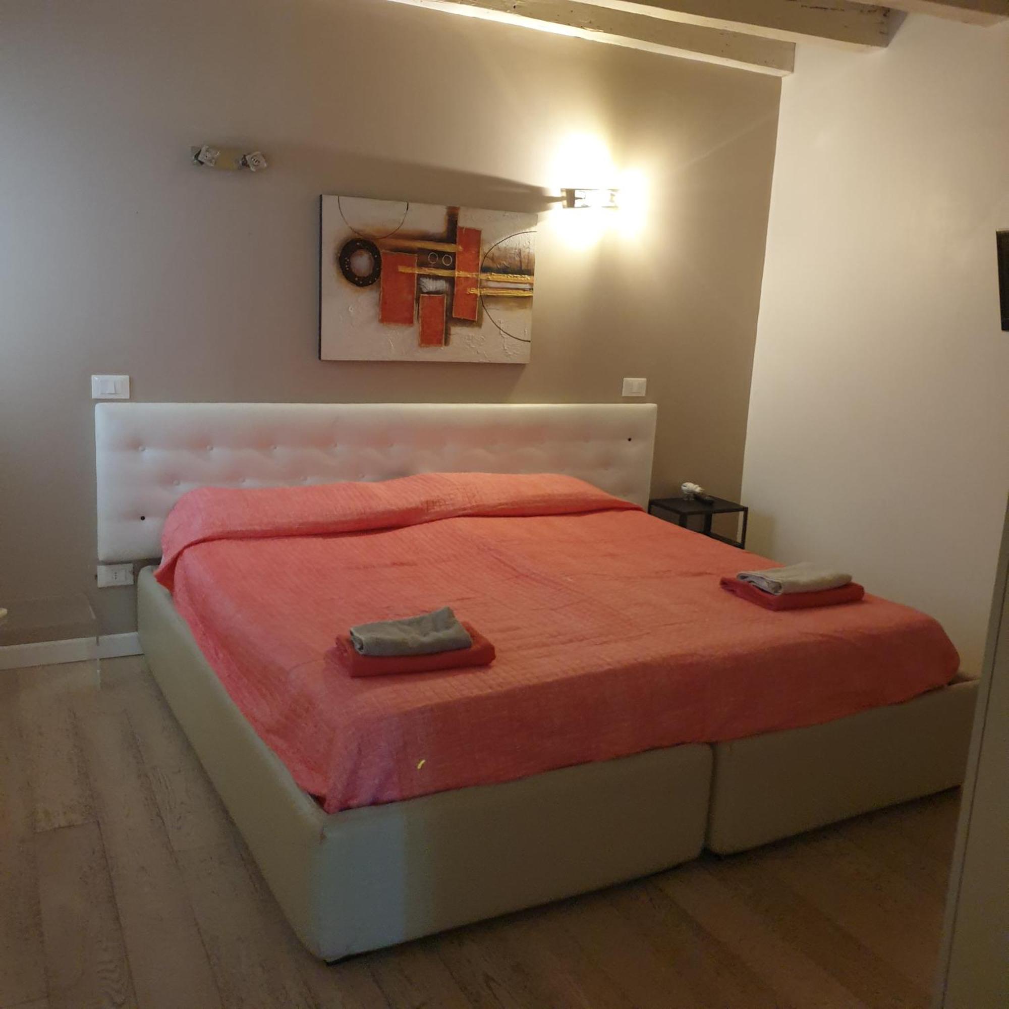 Central Lovely Typical Rooms Rialto Βενετία Δωμάτιο φωτογραφία